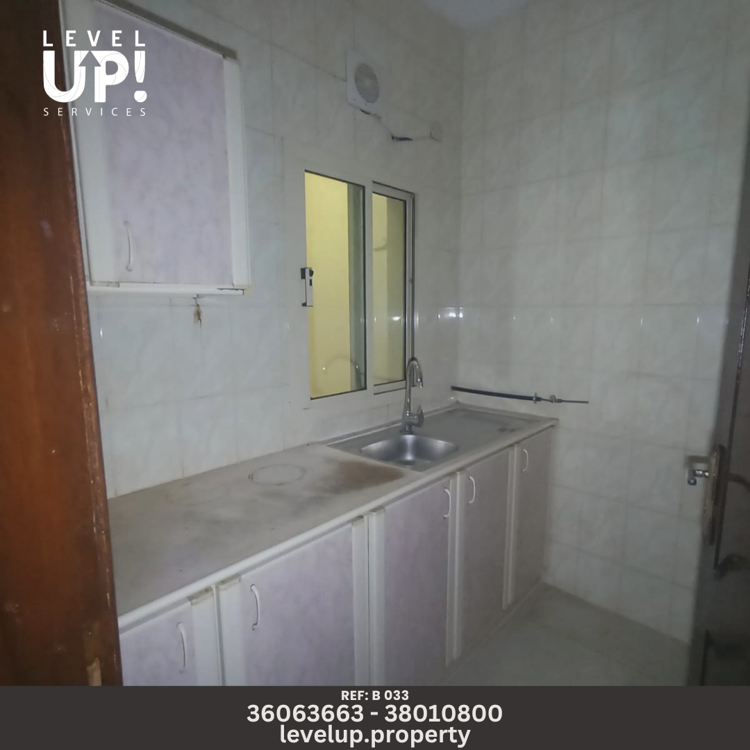 GOOD FLAT FOR RENT LOCATION MUHARRAQ REF B 033