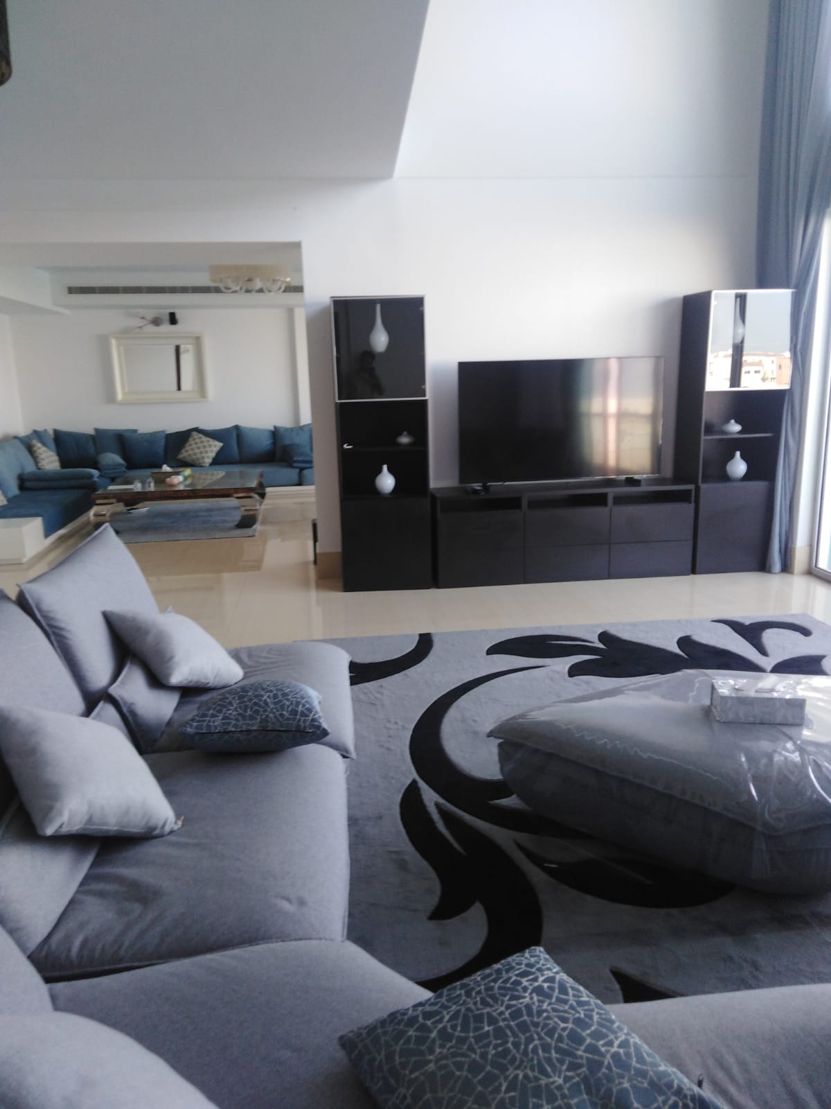 Exquisite Luxury Sky Penthouse With Stunning Views In Amwaj Islands