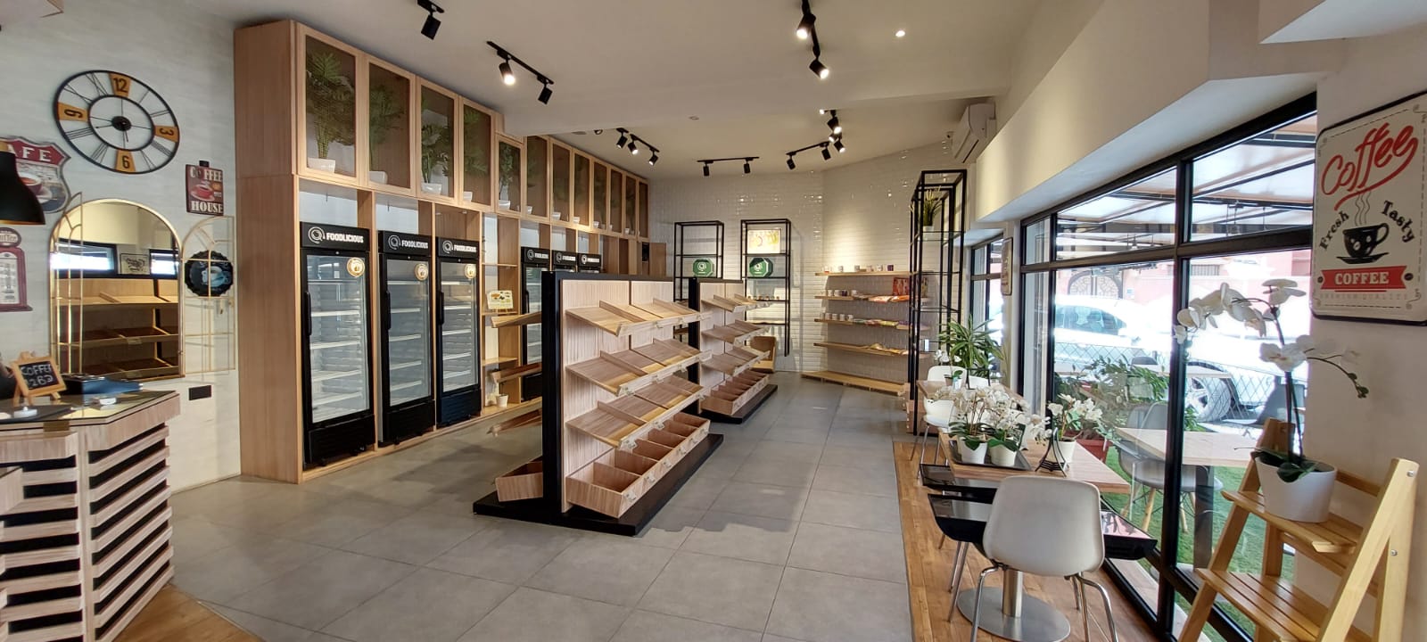 Very Spacious Coffee Shop For Rent In Arad