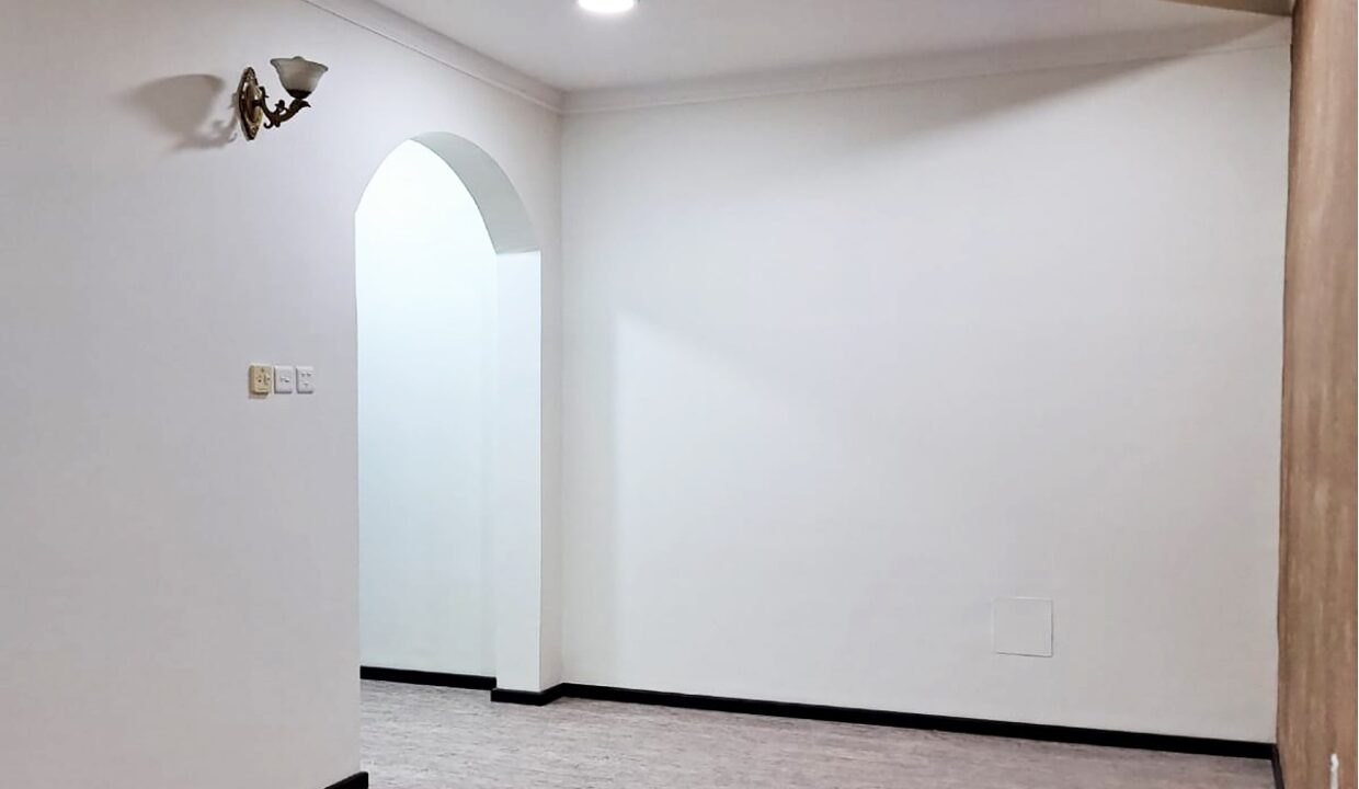 WhatsApp Image 2025-05-08 at 3.44.36 PM (2)