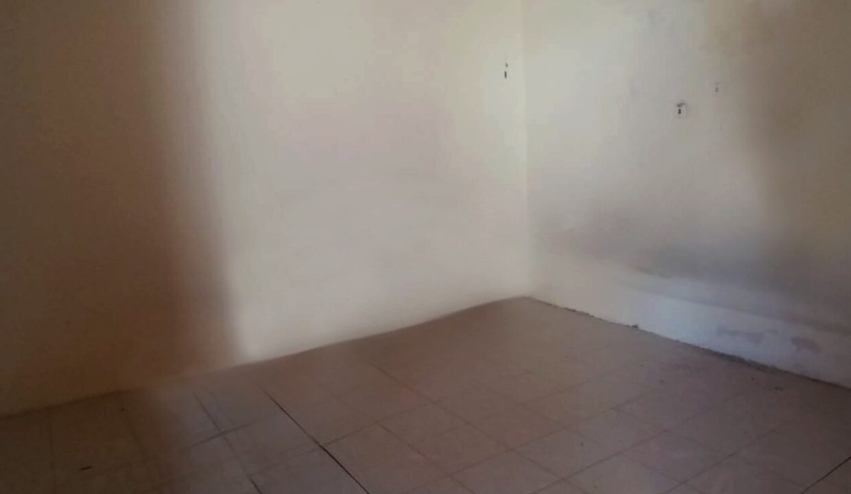 WhatsApp Image 2025-05-18 at 2.14.09 PM (1)